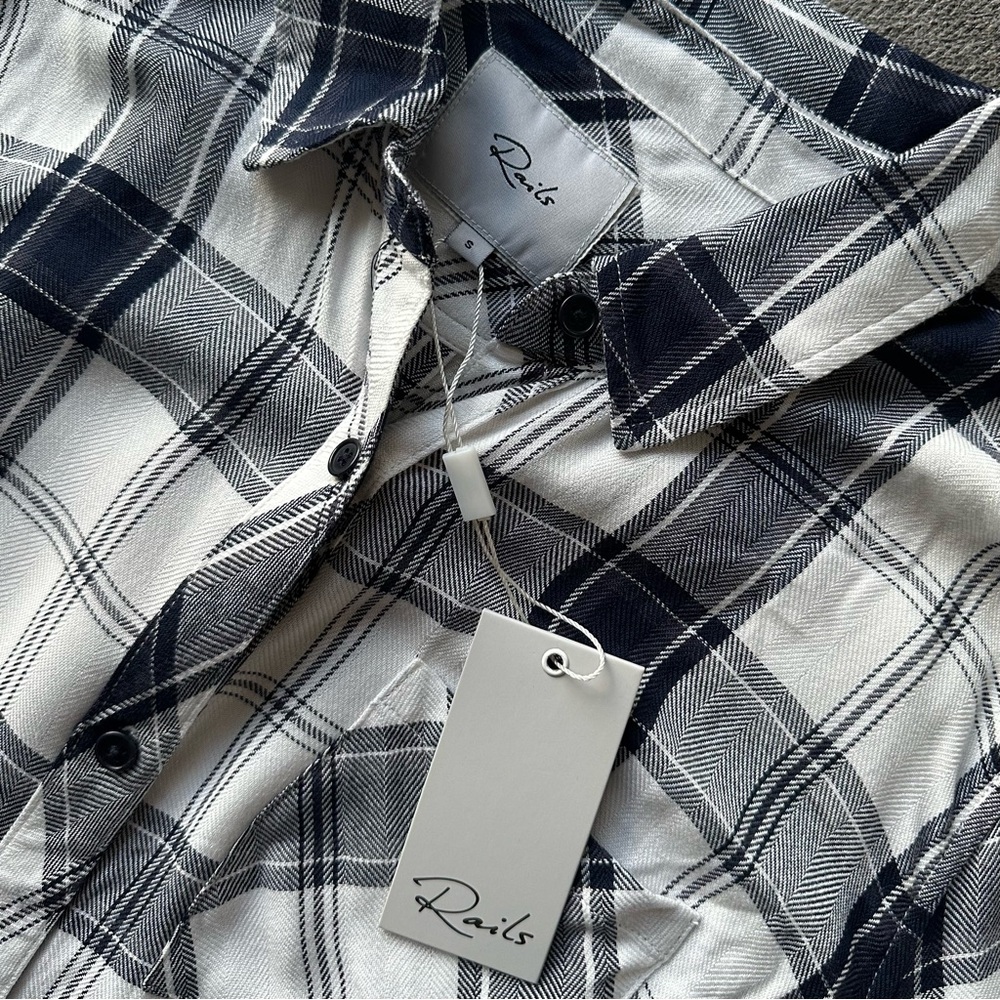 NWT Rails Hunter Plaid Button Down Long Sleeve Shirt Small - Picture 3 of 5